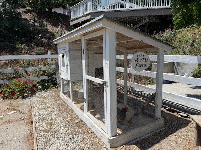 27610 Eastvale Road, Palos Verdes Peninsula CA: https://media.crmls.org/medias/54e85c0e-2940-4379-9844-bcc73b96ad70.jpg