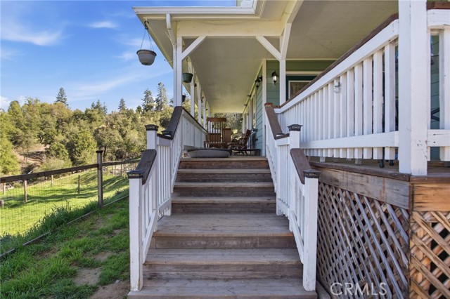 Detail Gallery Image 7 of 49 For 5769 Clouds Rest, Mariposa,  CA 95338 - 4 Beds | 2/1 Baths