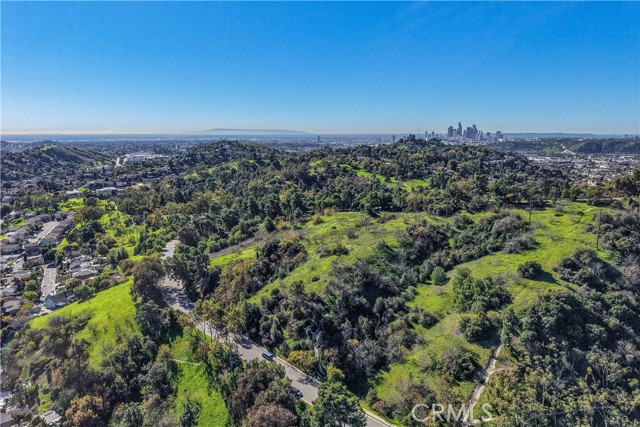 Detail Gallery Image 48 of 56 For 4239 via Arbolada #303,  Los Angeles,  CA 90042 - 2 Beds | 2 Baths