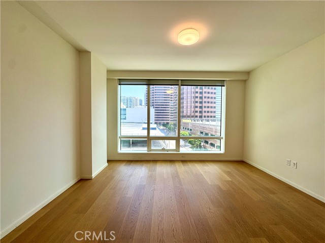Front Image Thumbnail for CRCV26114633