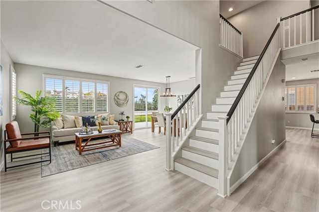 Detail Gallery Image 3 of 27 For 45127 Tioga St, Temecula,  CA 92592 - 4 Beds | 3 Baths