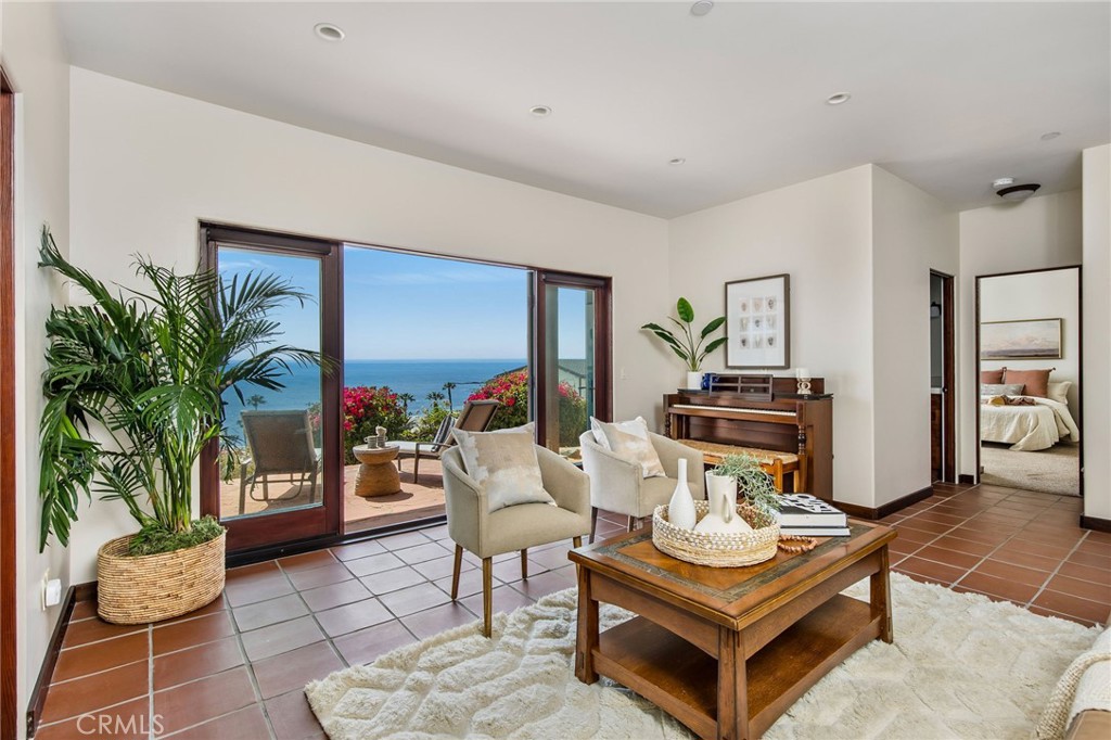 54eb5304 A0a1 4da7 Bda7 9721a4b7ab72