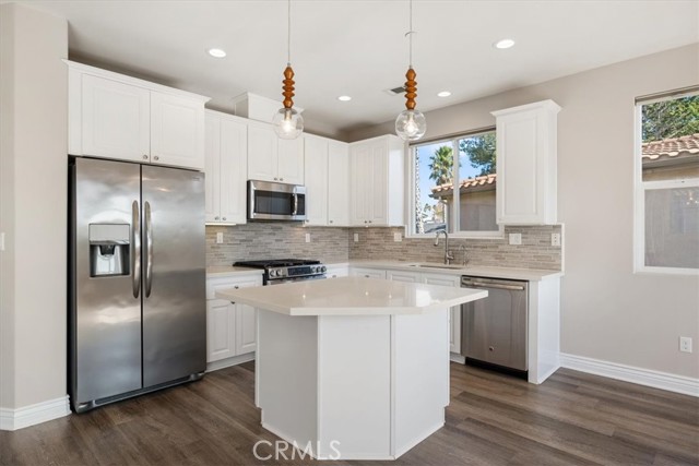 Detail Gallery Image 12 of 34 For 114 Village, Pismo Beach,  CA 93449 - 4 Beds | 2/1 Baths