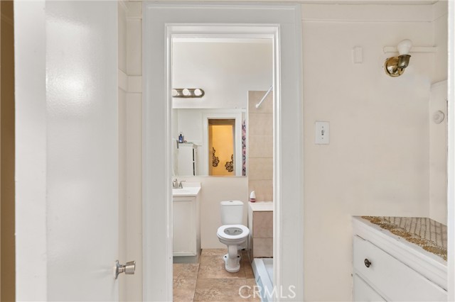 Detail Gallery Image 7 of 19 For 1738 E 4th St #1,  Long Beach,  CA 90802 - 1 Beds | 1 Baths