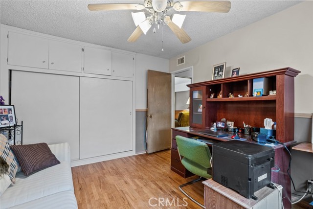 21041 Lanark Street, Canoga Park CA: https://media.crmls.org/medias/54ed71d3-7340-451c-b834-2a549fd5e0c7.jpg