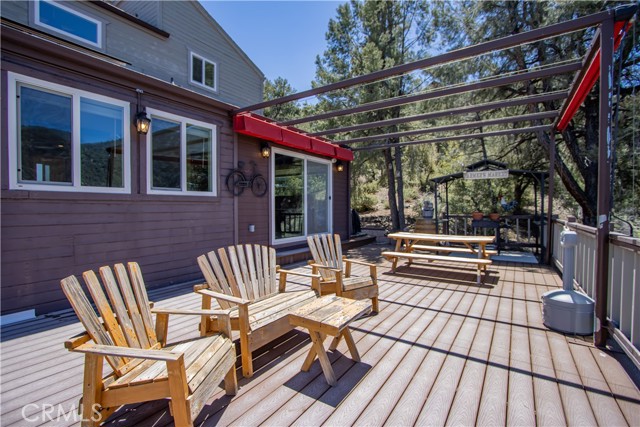 Detail Gallery Image 14 of 16 For 1903 Dusk Pl, –,  CA 93225 - 3 Beds | 4/1 Baths