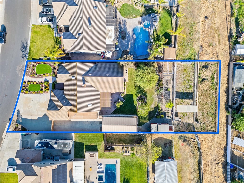 https://media.crmls.org/medias/54edac81-001d-4d9e-afe2-424769642371.jpg?preset=X-Large