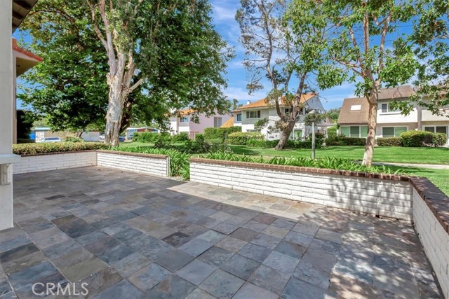 304 Vista Trucha, Newport Beach CA: https://media.crmls.org/medias/54edde3a-d64d-41f2-b05b-fe24c5e7f51f.jpg