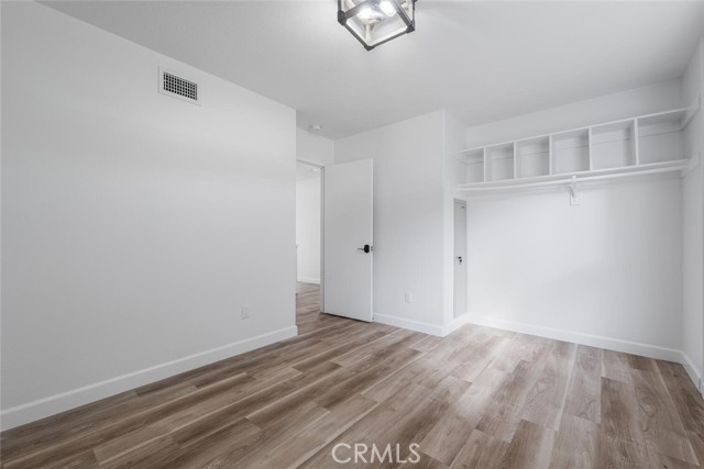 Image 18 of 31 For 5453 Softwind Way