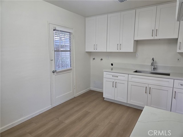 Detail Gallery Image 8 of 19 For 1734 Atchison St, Pasadena,  CA 91104 - 2 Beds | 1 Baths