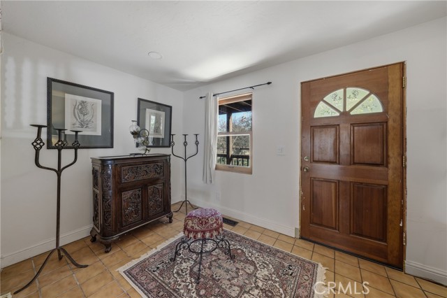 Detail Gallery Image 10 of 74 For 1001 Louis Way, Lakeport,  CA 95453 - 3 Beds | 2/1 Baths