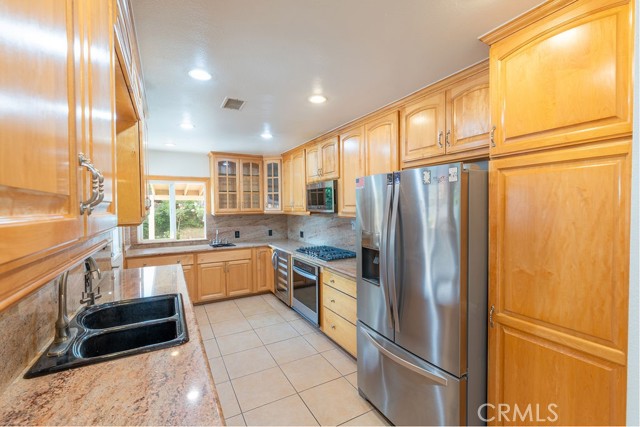 Detail Gallery Image 5 of 15 For 343 E Benbow St, Covina,  CA 91722 - 3 Beds | 2 Baths