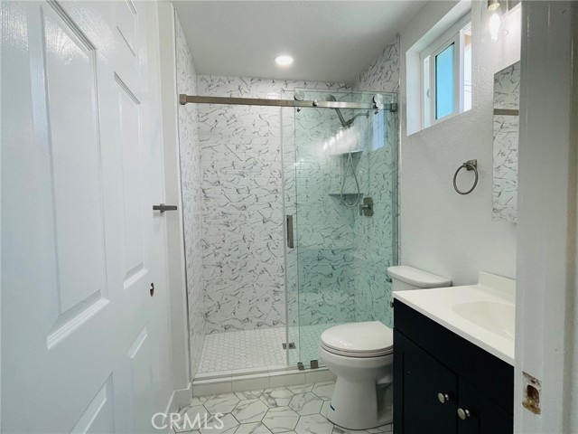 Detail Gallery Image 12 of 14 For 1332 W 20th St, Los Angeles,  CA 90007 - 3 Beds | 2 Baths