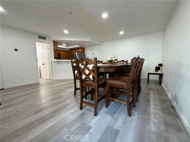 Detail Gallery Image 10 of 31 For 1641 Dimas Ct, Azusa,  CA 91702 - 2 Beds | 2/1 Baths