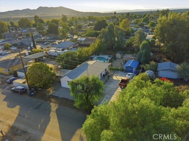 6465 Archer, Jurupa Valley CA: https://media.crmls.org/medias/54efcef5-589d-4bd7-8fcd-b956a929151e.jpg