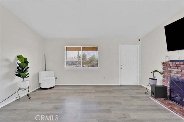 Detail Gallery Image 14 of 58 For 15870 Cazadero, Victorville,  CA 92394 - 3 Beds | 2 Baths