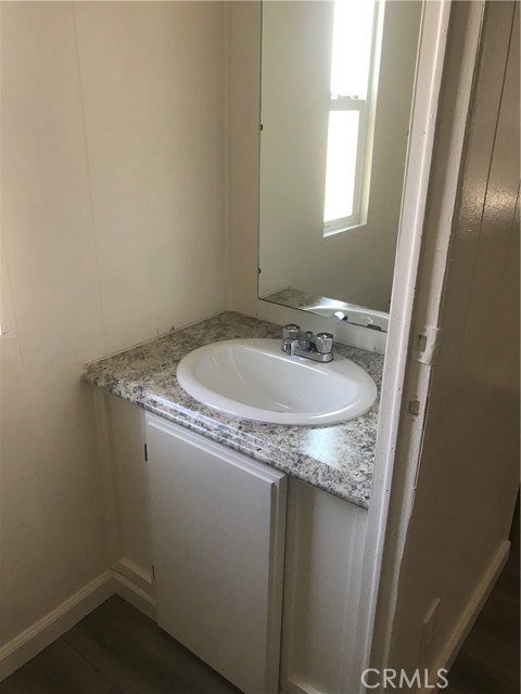 1047 14th Street, Oroville CA: https://media.crmls.org/medias/54f02a10-a8e4-46f7-862d-4f54e3f74422.jpg