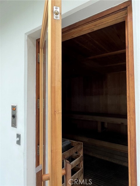 Detail Gallery Image 14 of 60 For 400 W Ocean Bld #504,  Long Beach,  CA 90802 - 2 Beds | 2 Baths
