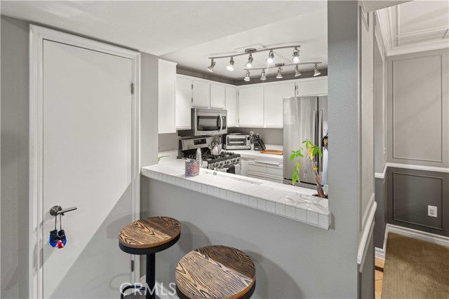 Detail Gallery Image 9 of 29 For 24129 Del Monte Dr #162,  Valencia,  CA 91355 - 1 Beds | 1 Baths