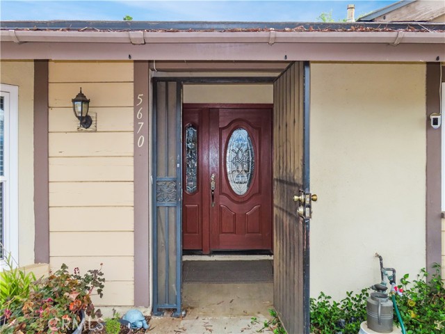 Detail Gallery Image 6 of 41 For 5670 Camino Real, Jurupa Valley,  CA 92509 - 3 Beds | 2 Baths