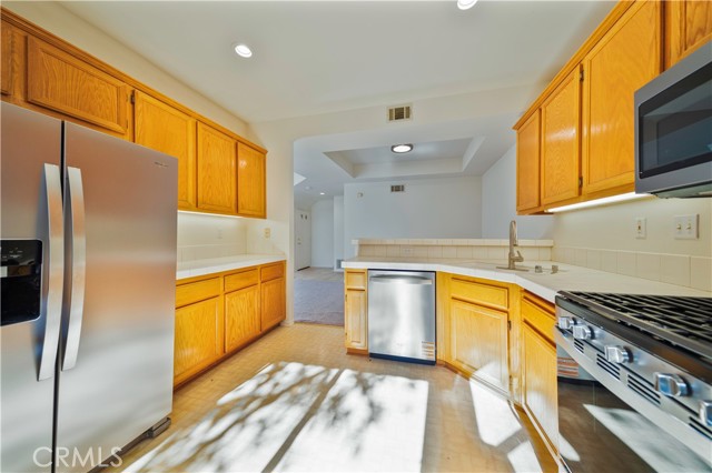 Detail Gallery Image 9 of 25 For 3794 Camino Anguilla, Riverside,  CA 92503 - 2 Beds | 2/1 Baths