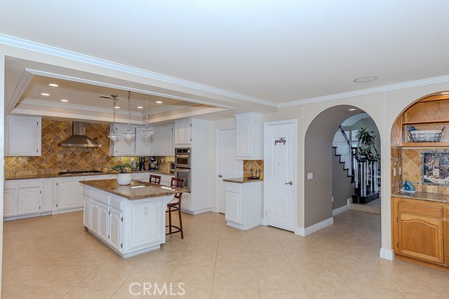 Detail Gallery Image 17 of 40 For 20475 via Infanta, Yorba Linda,  CA 92887 - 4 Beds | 3 Baths