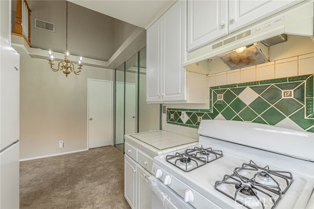 Detail Gallery Image 14 of 33 For 18186 Sundowner Way #1038,  Canyon Country,  CA 91387 - 3 Beds | 2 Baths