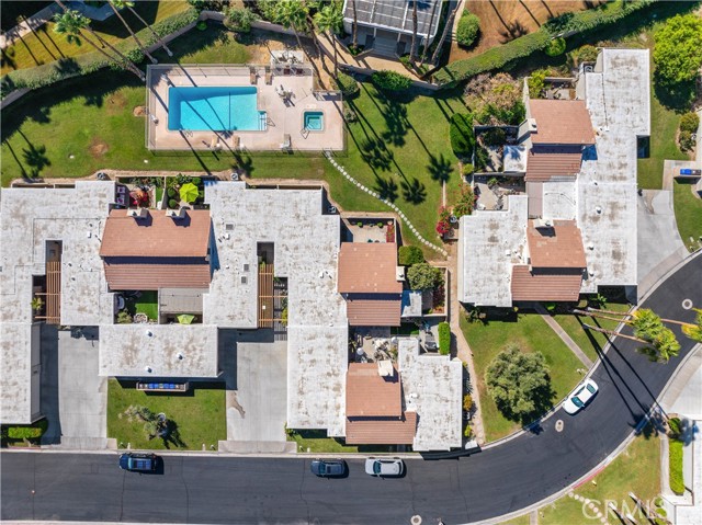 2455 Via Sonoma, Palm Springs CA: https://media.crmls.org/medias/54f2b30f-f618-41c6-8555-a979ab967488.jpg