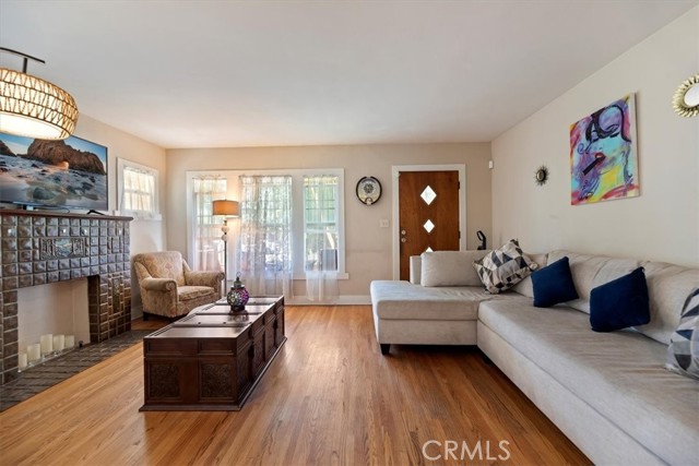 2719 Hill Street, Huntington Park CA: https://media.crmls.org/medias/54f315c5-2af6-4a64-9ccd-4a96a6a72c06.jpg
