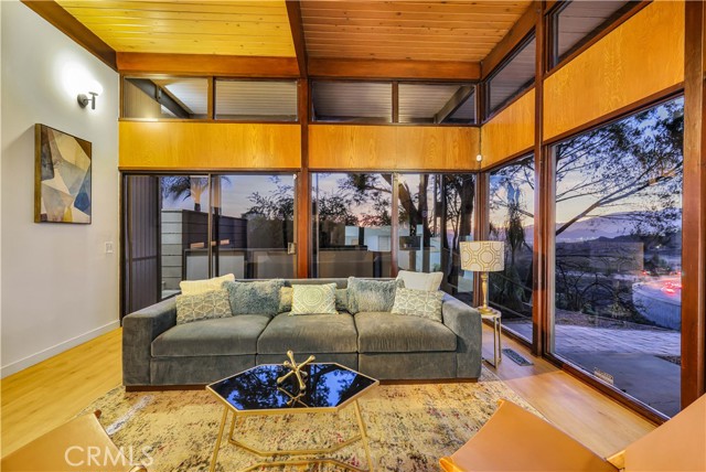 20289 Westpoint Drive, Riverside CA: https://media.crmls.org/medias/54f3c54b-a876-4406-9a3e-450b2ee9ebab.jpg