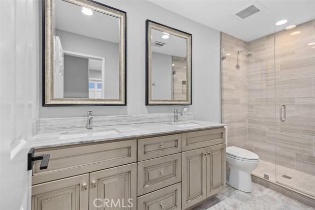 27215 Stagewood Court, Laguna Hills CA: https://media.crmls.org/medias/54f43fb1-8689-4694-bdfd-18363a1b870a.jpg