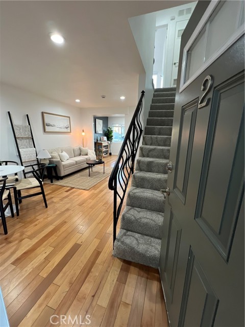Detail Gallery Image 2 of 16 For 4113 E 10th St #2,  Long Beach,  CA 90804 - 2 Beds | 2 Baths