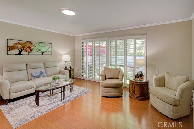 901 Ronda Sevilla, Laguna Woods CA: https://media.crmls.org/medias/54f515c4-744b-44c0-b55a-248b8bb5af8a.jpg