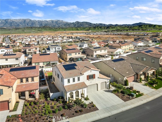 Detail Gallery Image 3 of 46 For 5917 Verde, Banning,  CA 92220 - 4 Beds | 3 Baths