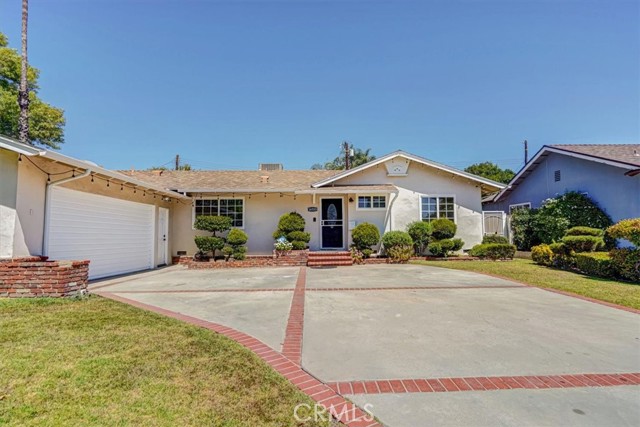 16333 Hiawatha Street photo 2