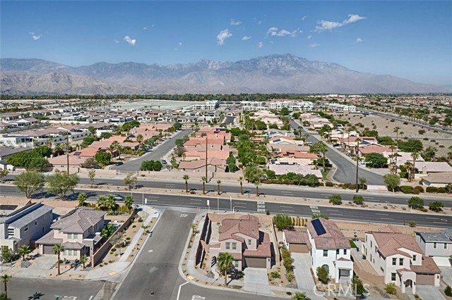 35719 McCarthy Street, Palm Desert CA: https://media.crmls.org/medias/54f60c08-09a4-4629-87e5-176c53140a67.jpg