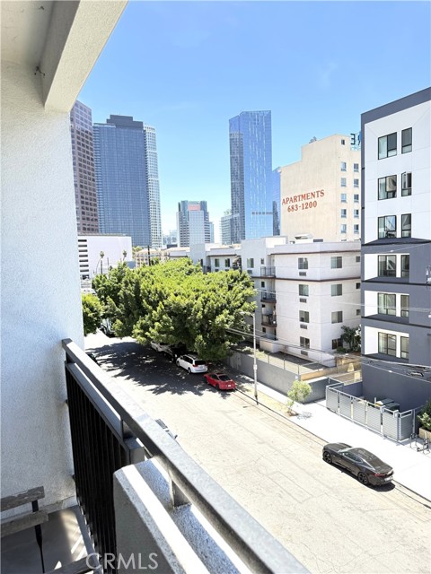1234 Wilshire Blvd, Los Angeles CA: https://media.crmls.org/medias/54f6576a-1afd-4c56-a8ad-bb6b08c2b3b3.jpg