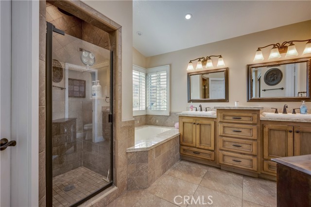 Detail Gallery Image 30 of 48 For 2311 via Pacifica, Corona,  CA 92882 - 4 Beds | 3 Baths