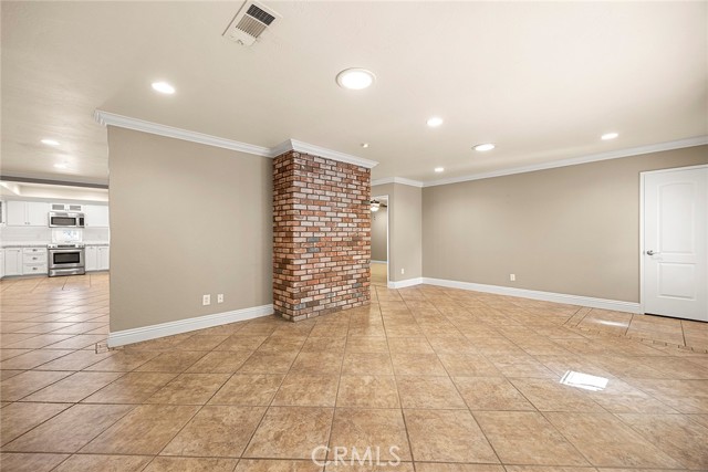 Detail Gallery Image 5 of 40 For 23646 Big Butte Dr, Canyon Lake,  CA 92587 - 3 Beds | 2 Baths