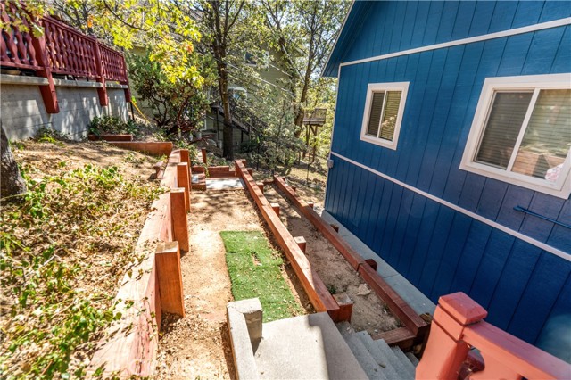 1372 Sequoia, Lake Arrowhead, CA 92352