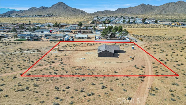 Detail Gallery Image 16 of 19 For 21053 Huasna Rd, Apple Valley,  CA 92307 - 4 Beds | 2/1 Baths