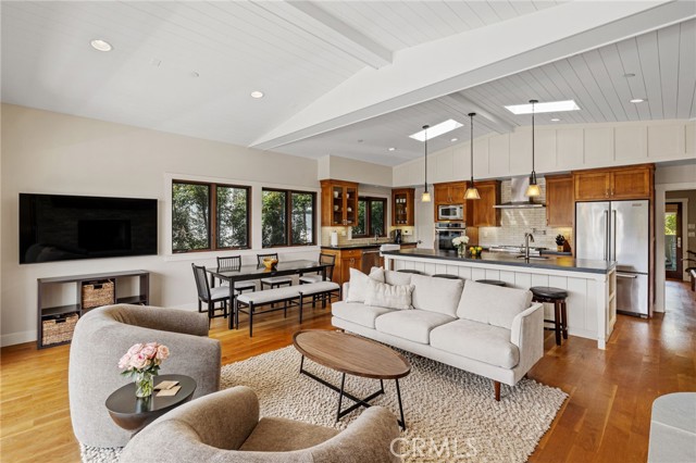 Detail Gallery Image 7 of 54 For 521 24th Pl, Hermosa Beach,  CA 90254 - – Beds | – Baths