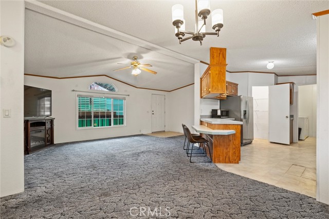 Detail Gallery Image 6 of 16 For 123 Henshaw #406,  Chico,  CA 95973 - 3 Beds | 2 Baths