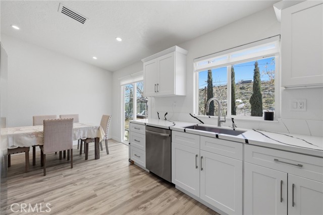 Detail Gallery Image 13 of 23 For 7680 Rockaway Ave, Yucca Valley,  CA 92284 - 3 Beds | 2 Baths