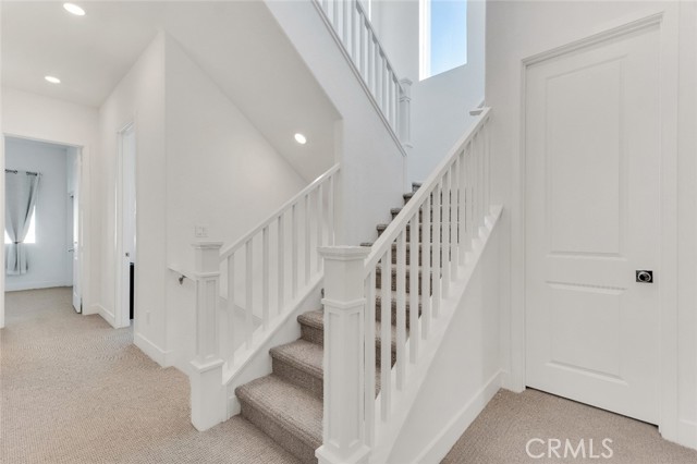 Detail Gallery Image 32 of 53 For 26712 Afton Ln, Valencia,  CA 91381 - 4 Beds | 3/1 Baths