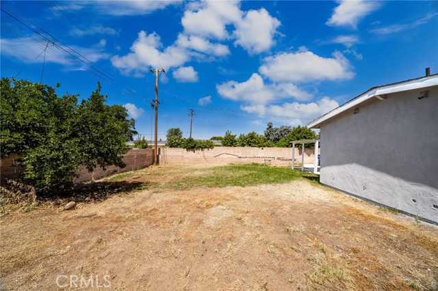 610 W Glen Lyn Drive, Glendora CA: https://media.crmls.org/medias/54f9d231-9266-4adb-b015-81a0f9bf3d01.jpg