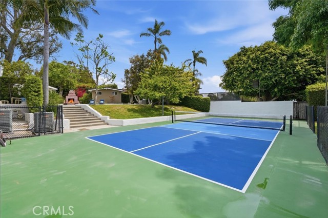 4703 Ferncreek, Rolling Hills Estates, California 90274, 4 Bedrooms Bedrooms, ,2 BathroomsBathrooms,Residential,For Sale,Ferncreek,SB26080861