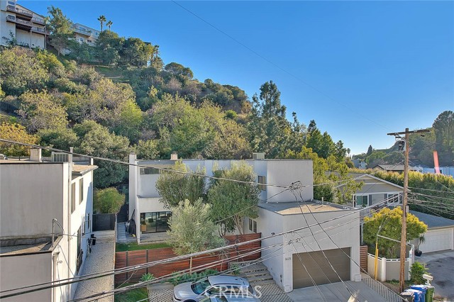 Detail Gallery Image 69 of 69 For 6423 Deep Dell, Hollywood,  CA 90068 - 3 Beds | 2/1 Baths