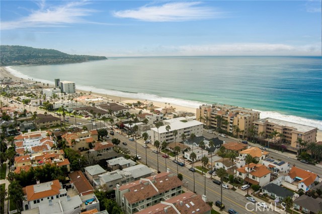 720 Catalina Avenue, Redondo Beach, California 90277, 6 Bedrooms Bedrooms, ,1 BathroomBathrooms,Residential,For Sale,Catalina,PV23198700
