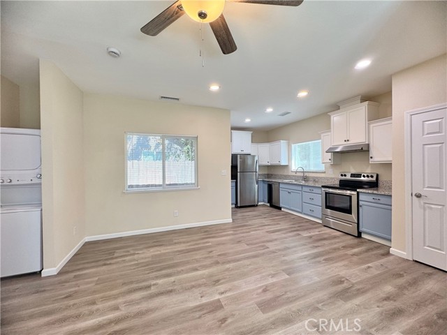 818 Chestnut Street, Chico CA: https://media.crmls.org/medias/54fc6ef2-6ecf-4cb3-a3b4-2a4512ceb3ec.jpg
